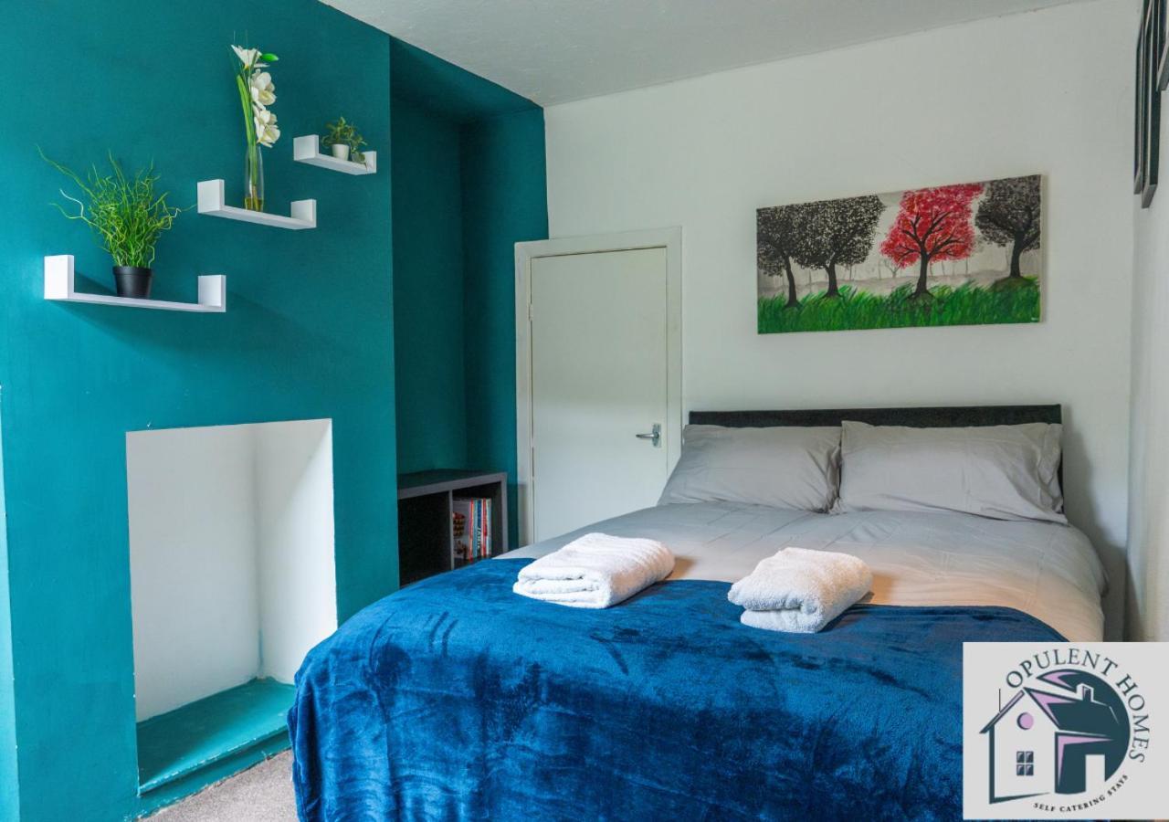 Contractors Pad - 4 Bed Town House - Cent Reading - Free Parking Villa Dış mekan fotoğraf