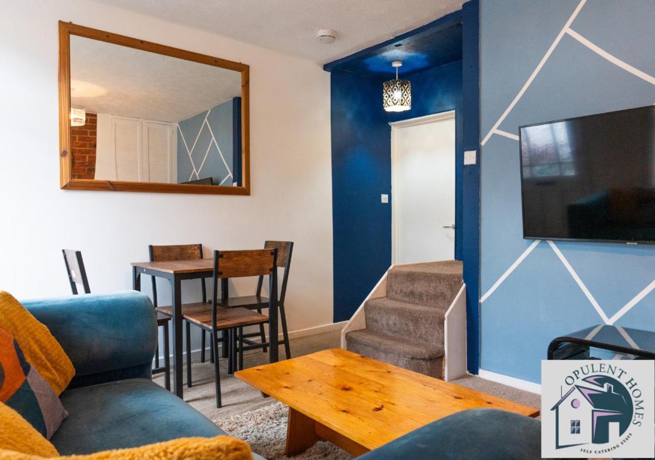 Contractors Pad - 4 Bed Town House - Cent Reading - Free Parking Villa Dış mekan fotoğraf